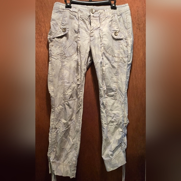 DKNY cute light colored camo capris sz2 - Picture 2 of 7